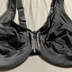 Olga bra 38DD never worn